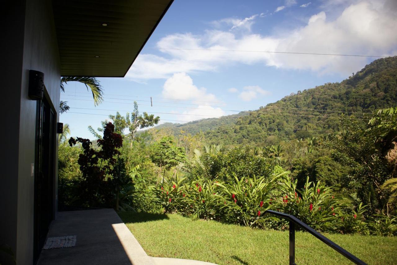Jungle Home With King Beds -5 Minutes From The Beach อูวีตา ภายนอก รูปภาพ